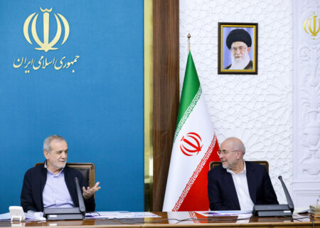 پزشکیان: هوش مصنوعی یکی از سرفصل‌های آموزشی جدید برای معلمان است