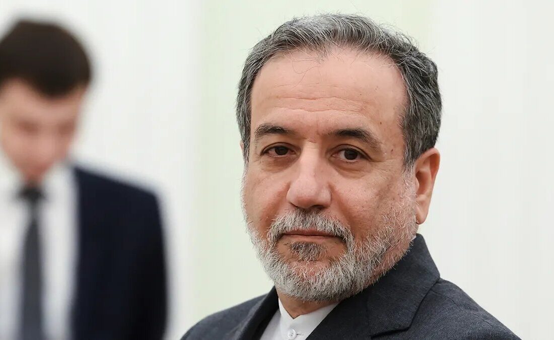 عراقچی:خودمان را خلع سلاح نمیکنیم | هیچ مذاکره مستقیم با آمریکا نداریم| به حمایت از مقاومت ادامه میدهیم