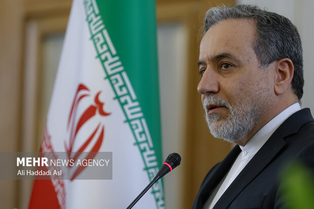 عراقچی: «اسنپبک» به معنای پایان نقش اروپا در موضوع هستهای ایران است