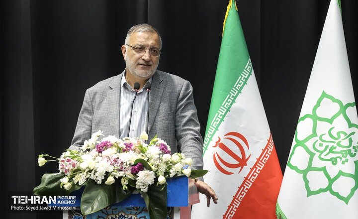 زاکانی: ضرورت مقاومسازی و نوسازی ۹۰۰ پلاک در پی جنگ ۱۲ روزه/ تبدیل تهران به شهری پیشرو با همکاری مردم و بخش خصوصی از اهداف شهرداری است