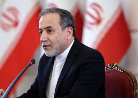 عراقچی در بازدید از صداوسیما: هم‌افزایی بین رسانه، دیپلماسی و میدان، ضامن اقتدار ایران خواهد بود