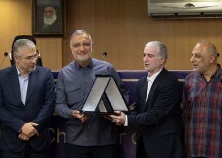 تقدیر نمایندگان اصناف و بازاریان پایتخت از شهردار تهران/ زاکانی: مشکلات اقتصادی کشور تنها با اعتماد و تکیه بر ظرفیت مردمی حل می‌شود