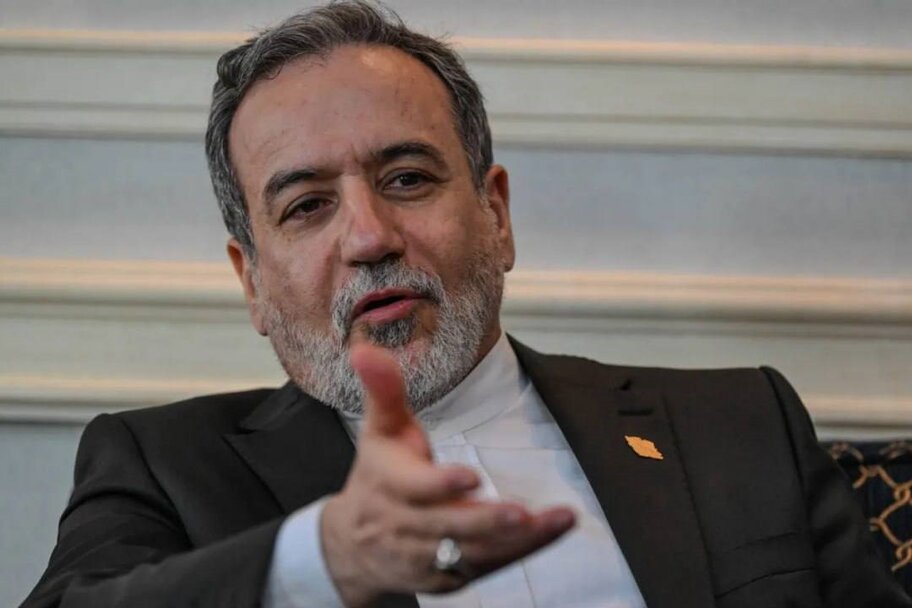 عراقچی: با آمریکایی‌ها با واسطه و بی واسطه پیام‌هایی رد و بدل شد | نتوانستیم به یک مصالحه برسیم. چرا؟ چون…
