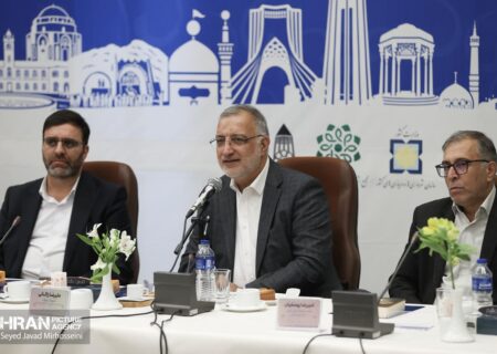 زاکانی در اجلاس شهرداران کلان‌شهرهای کشور: ضرورت بهره‌مندی از ظرفیت کارآمد مدیریت شهری در مدیریت کشور/ اتحاد رمز پیروزی در همه عرصه‌هاست