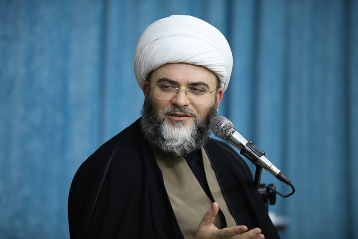 قمی: پیوند ارادههای مومنانه، خدمات بزرگی را در مسیر قرآنی رقم میزند