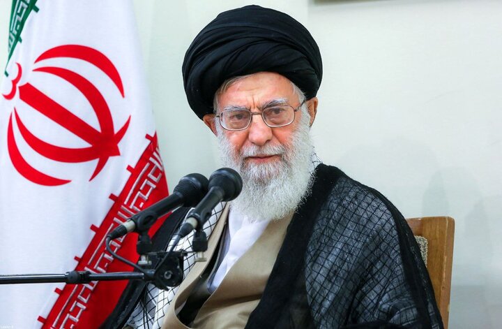رهبر انقلاب: در ترویج و آموزش نماز از ابزارهای نوین بهرهگیری شود