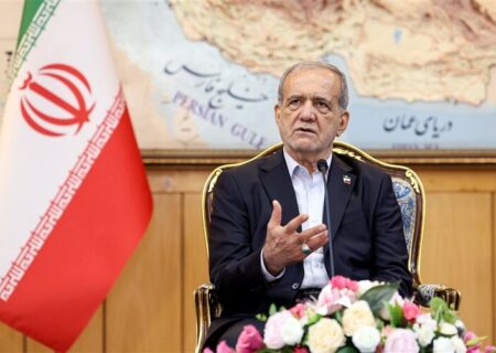 پزشکیان: همبستگی و صرفه‌جویی پایه‌های عبور ما از بحران‌های اقتصادی است