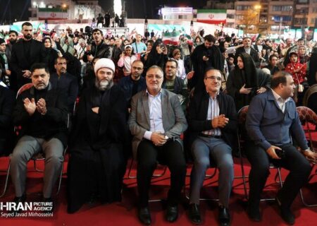 زاکانی: نصب مجسمه والرین پیام‌آور مقاومت و ایستادگی ملت ایران در طول تاریخ است/ ایرانیان همواره با قدرت و نجابت دشمن را از کشورشان دور کرده‌اند