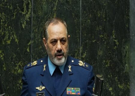 وزیر دفاع: تولیدات دفاعی از لحاظ کمیت و کیفیت بالاتر از قبل جنگ ۱۲ روز تحمیلی است