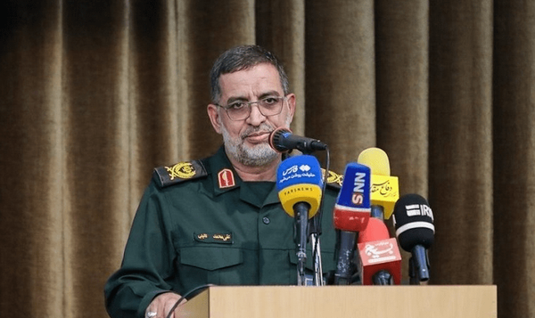 سردار نائینی: فرض ما این است که هر لحظه ممکن است جنگ شود