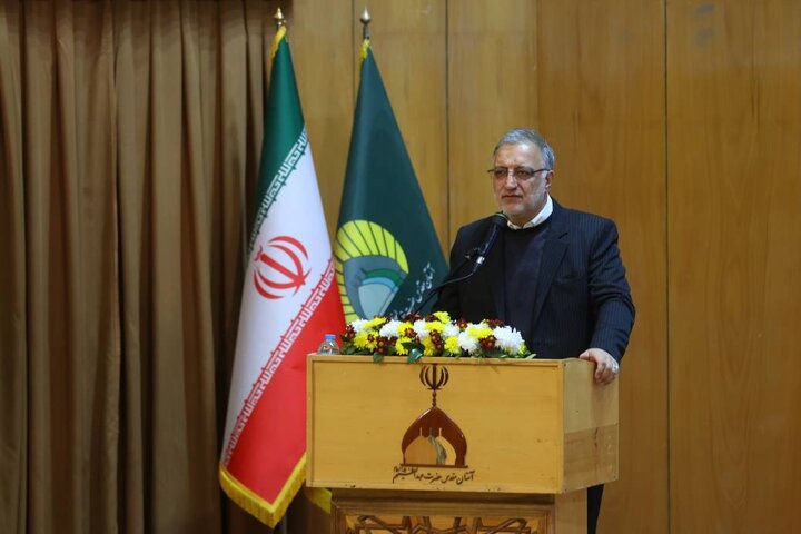 شهردار تهران: ملت ایران شکست‌ناپذیر است / مسئولان باید زیر بار کار بروند