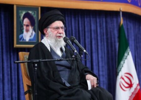 رهبر انقلاب: با معترض حرف می‌زنیم؛ اغتشاش‌گر را باید سر جایش نشاند