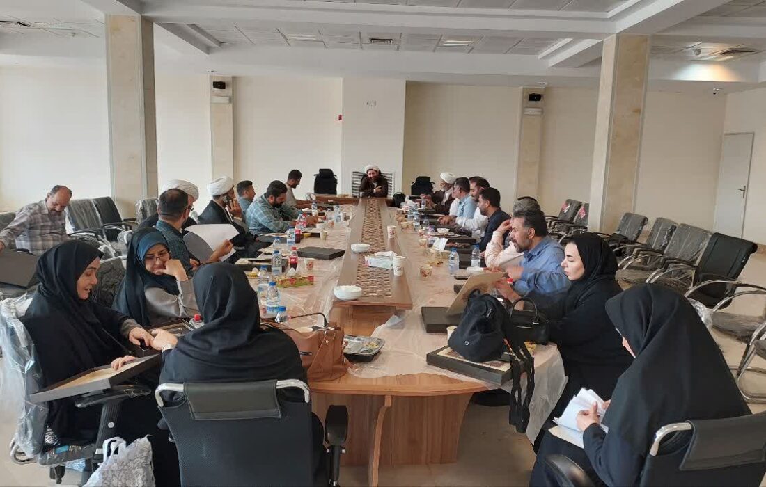 مراسم تقدیر از کارشناسان امور مساجد مرکز فعالیت‌های دینی شهرداری در مناطق ۲۲گانه تهران
